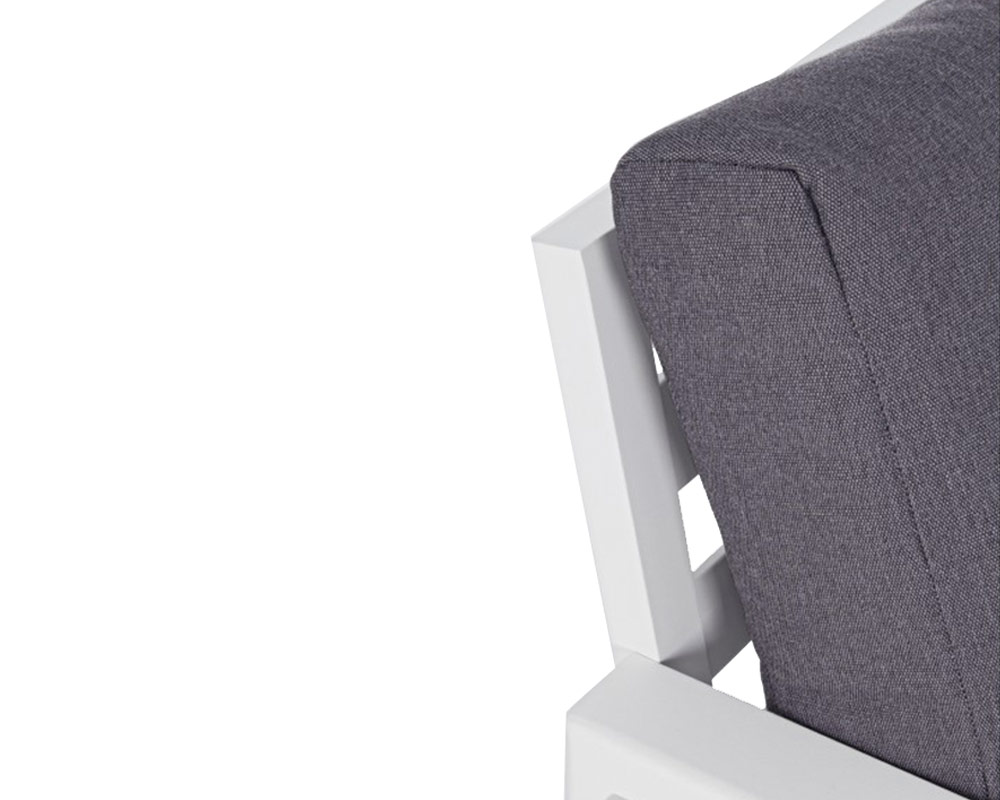 Set 4 Pz Salotto Koral con Cuscini Bianco e Grigio Scuro in Alluminio - immagine 4