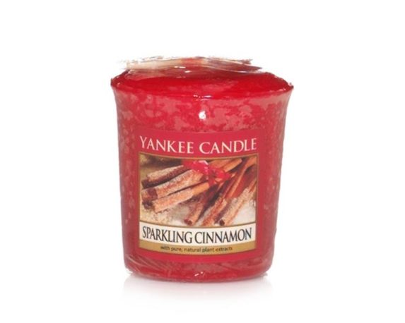 Candela Sparkling Cinnamon Votive Classic