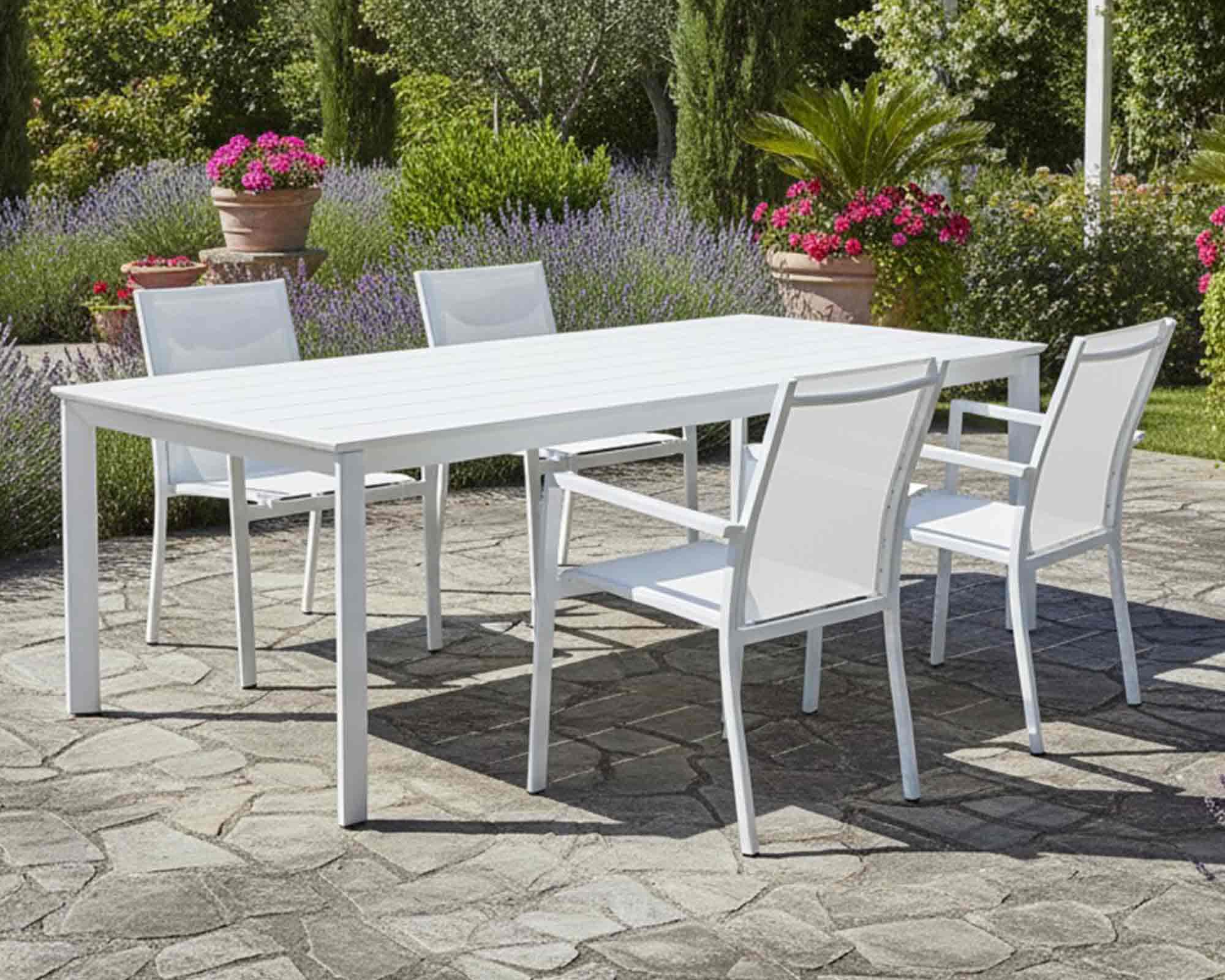 Set Pranzo Konnor 200/300x110h + 4 Poltrone Konnor Bianco in Alluminio e Textilene - Bizzotto