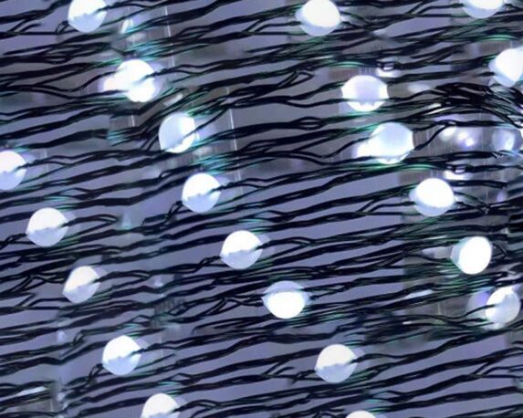 Catena 30 luci led effetto colore freddo