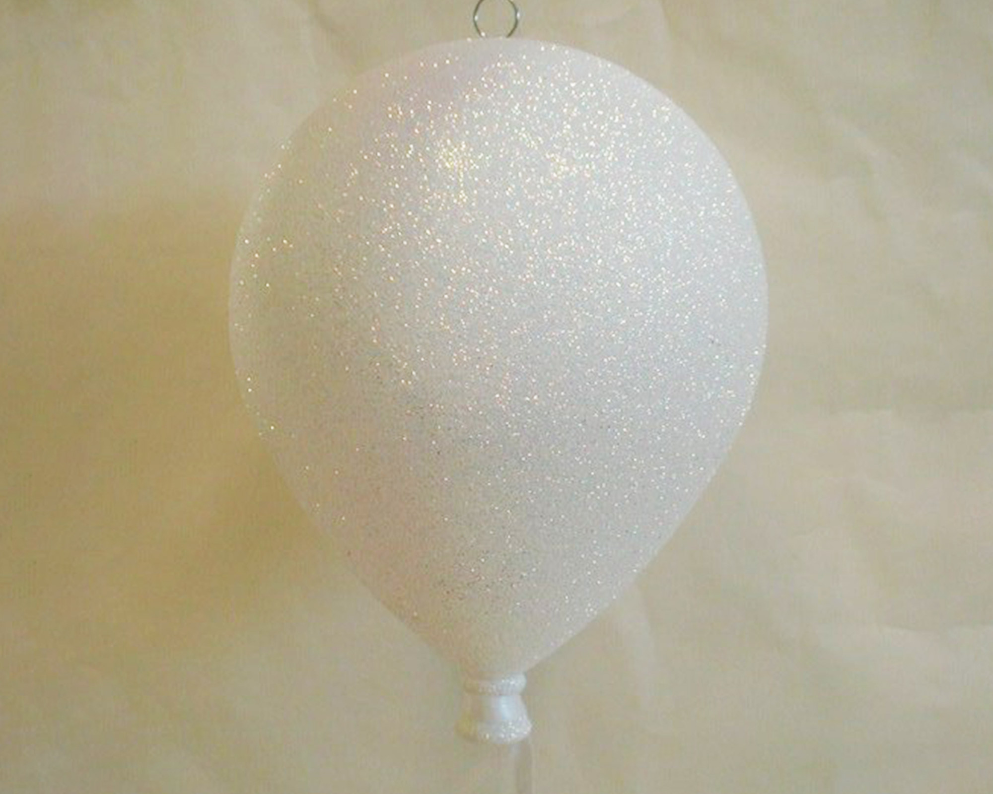 Palloncino glitterato di ceramica bianco - immagine 2