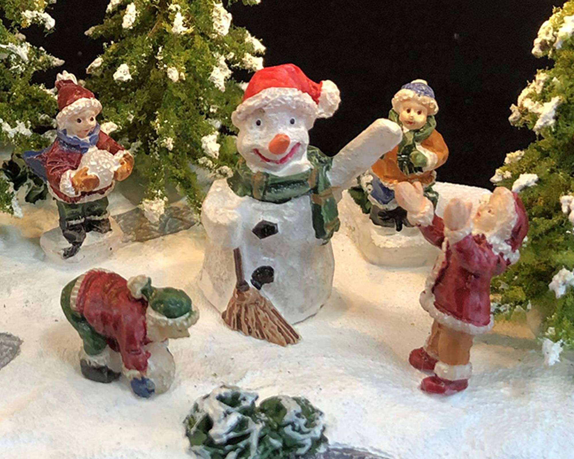 Decorazione Luminosa Bambini Che Giocano Sulla Neve - immagine 2