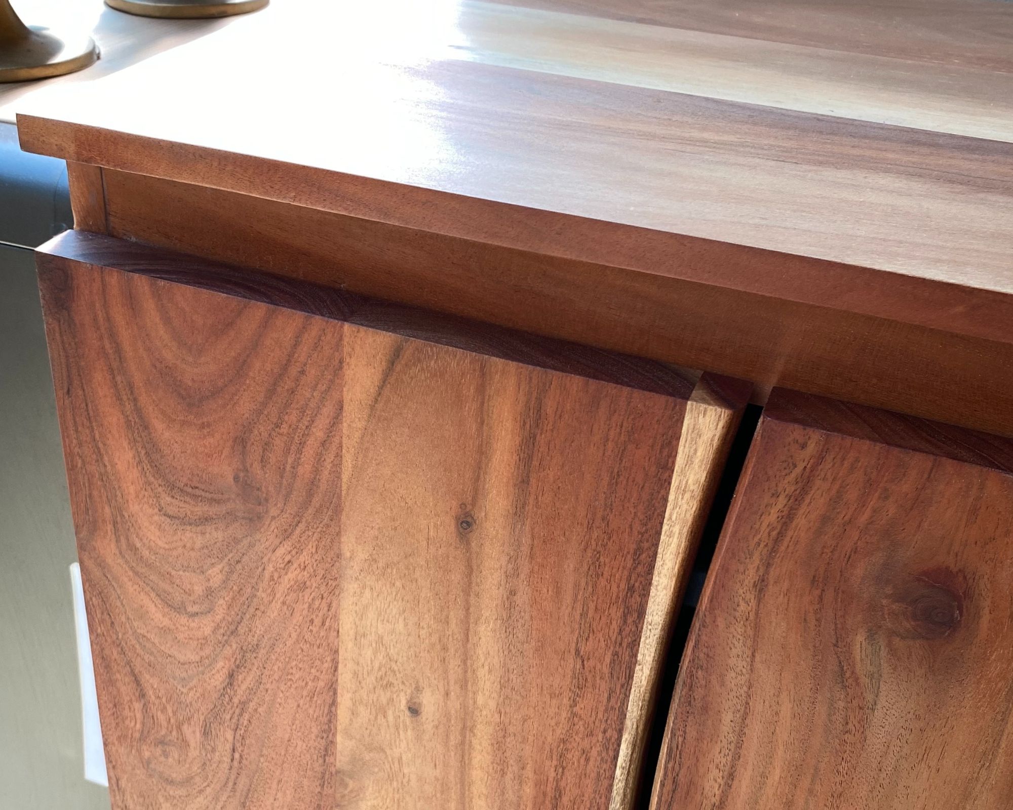 Credenza 3 Cassetti + 2 Ante Flint 180x45x100cm in Legno di Acacia - Agora - immagine 3