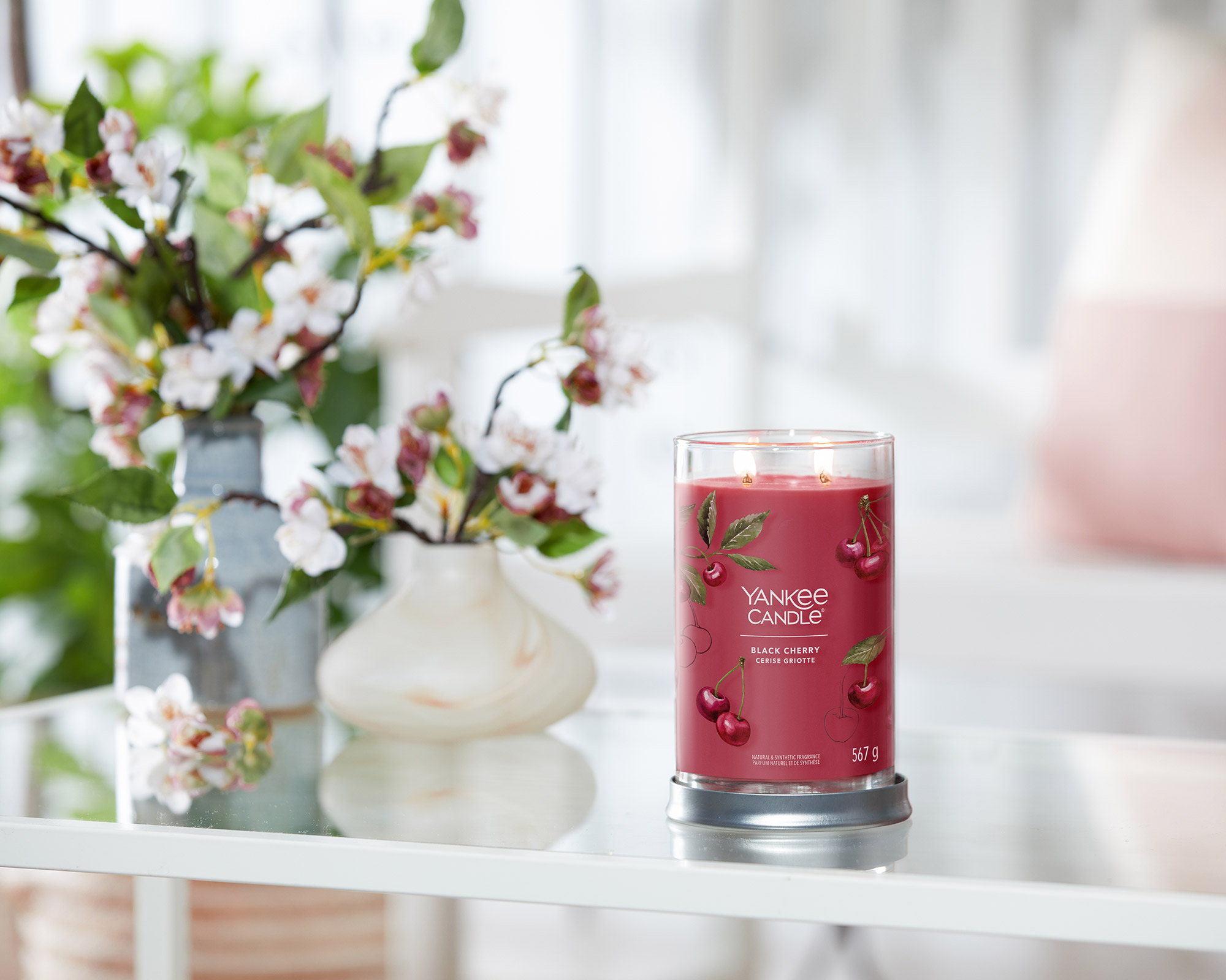 Candela Tumbler Grande Black Cherry - Yankee Candle - immagine 7