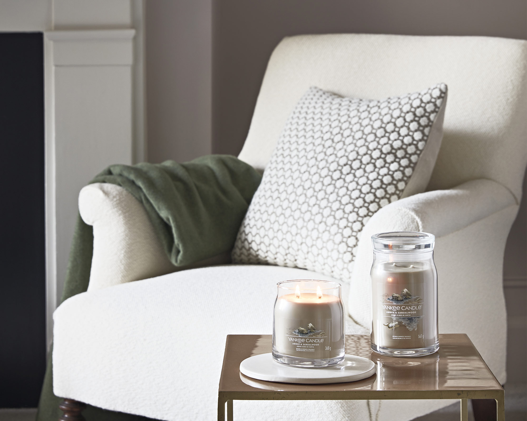 Giara Candela Media Signature Amber & Sandalwood - Yankee Candle - immagine 4