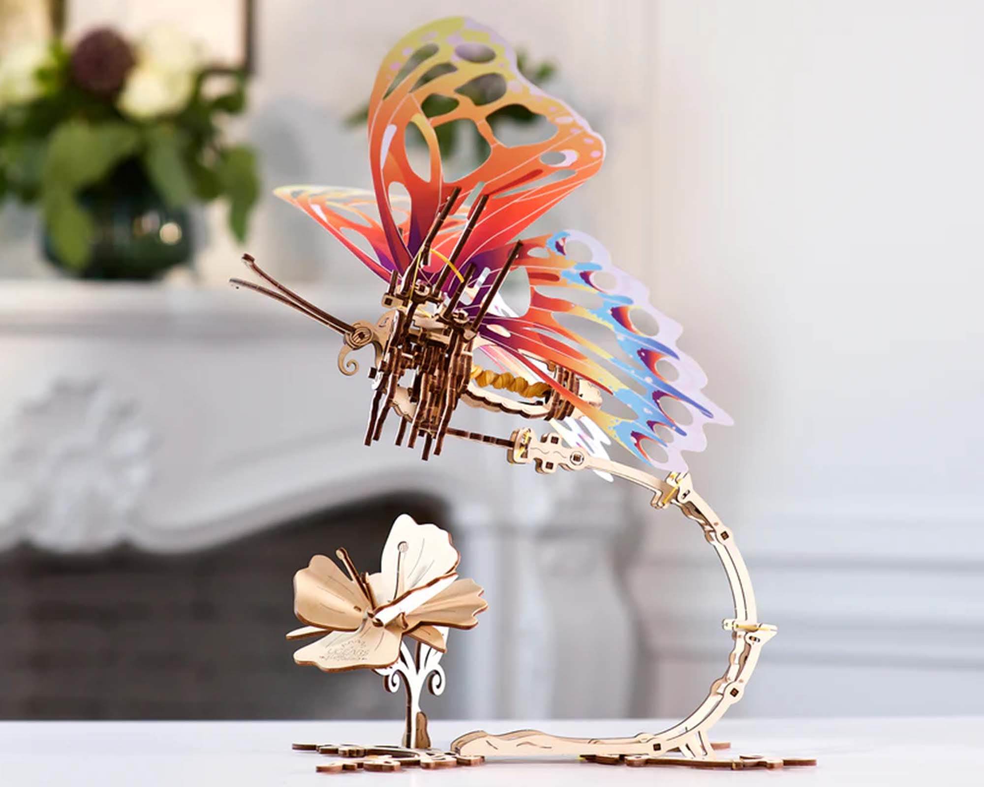 Modellino Farfalla in Legno - Ugears - immagine 6
