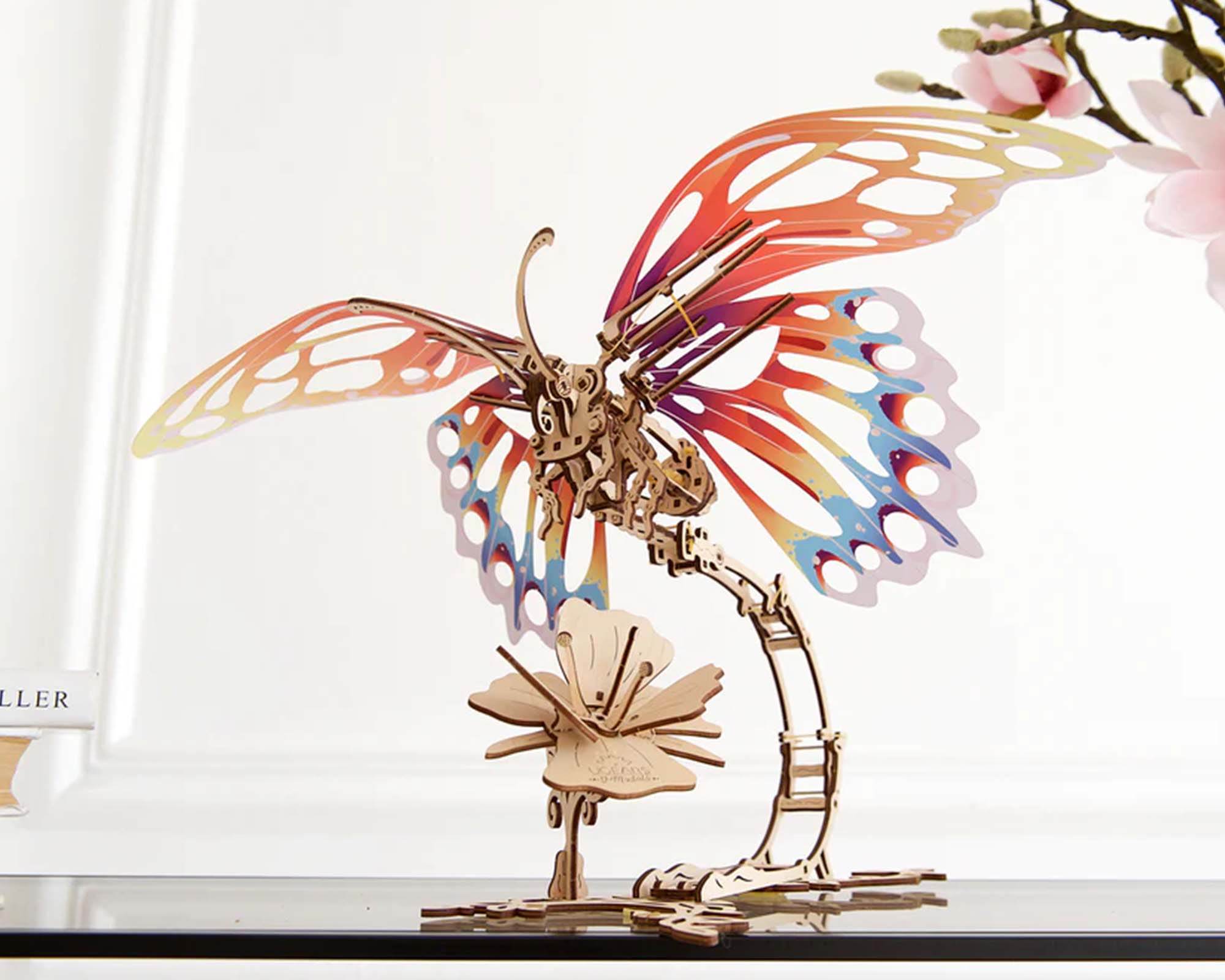 Modellino Farfalla in Legno - Ugears - immagine 7