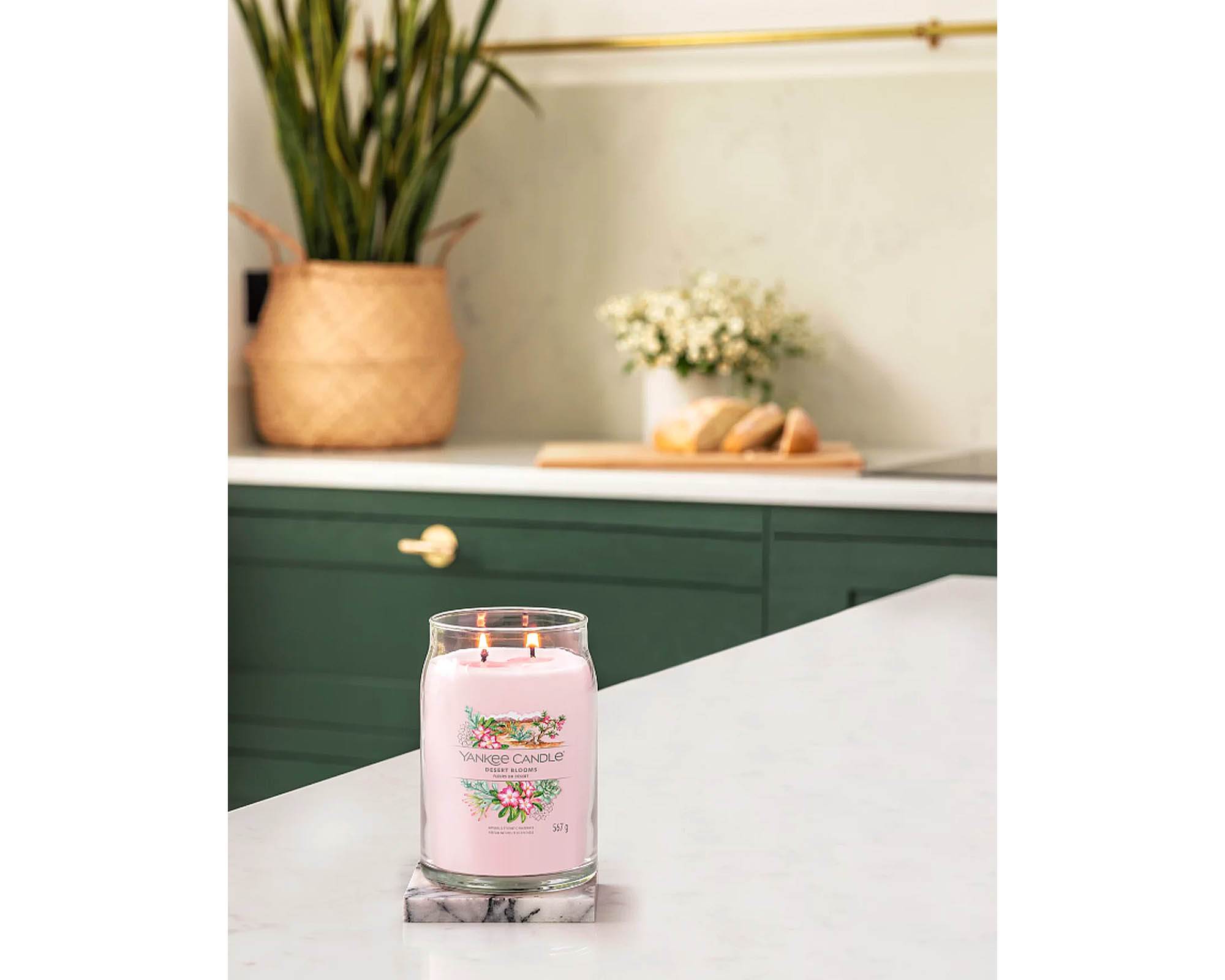 Candela Giara Grande Signature Desert Blooms - Yankee Candle - immagine 2