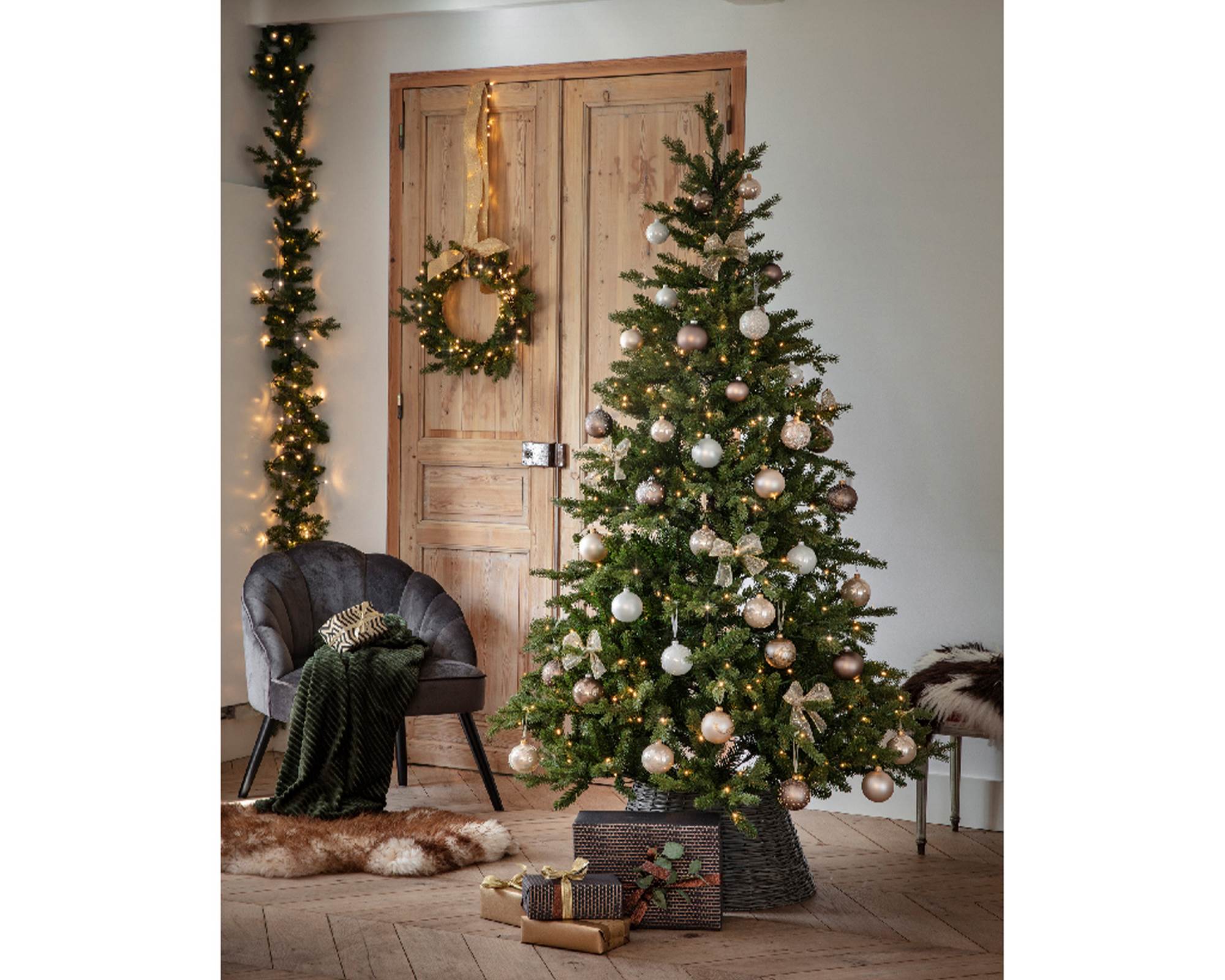 Albero Pino Alisson Sintetico con 1234 Rami D112x180h in Pe e Pvc - immagine 4