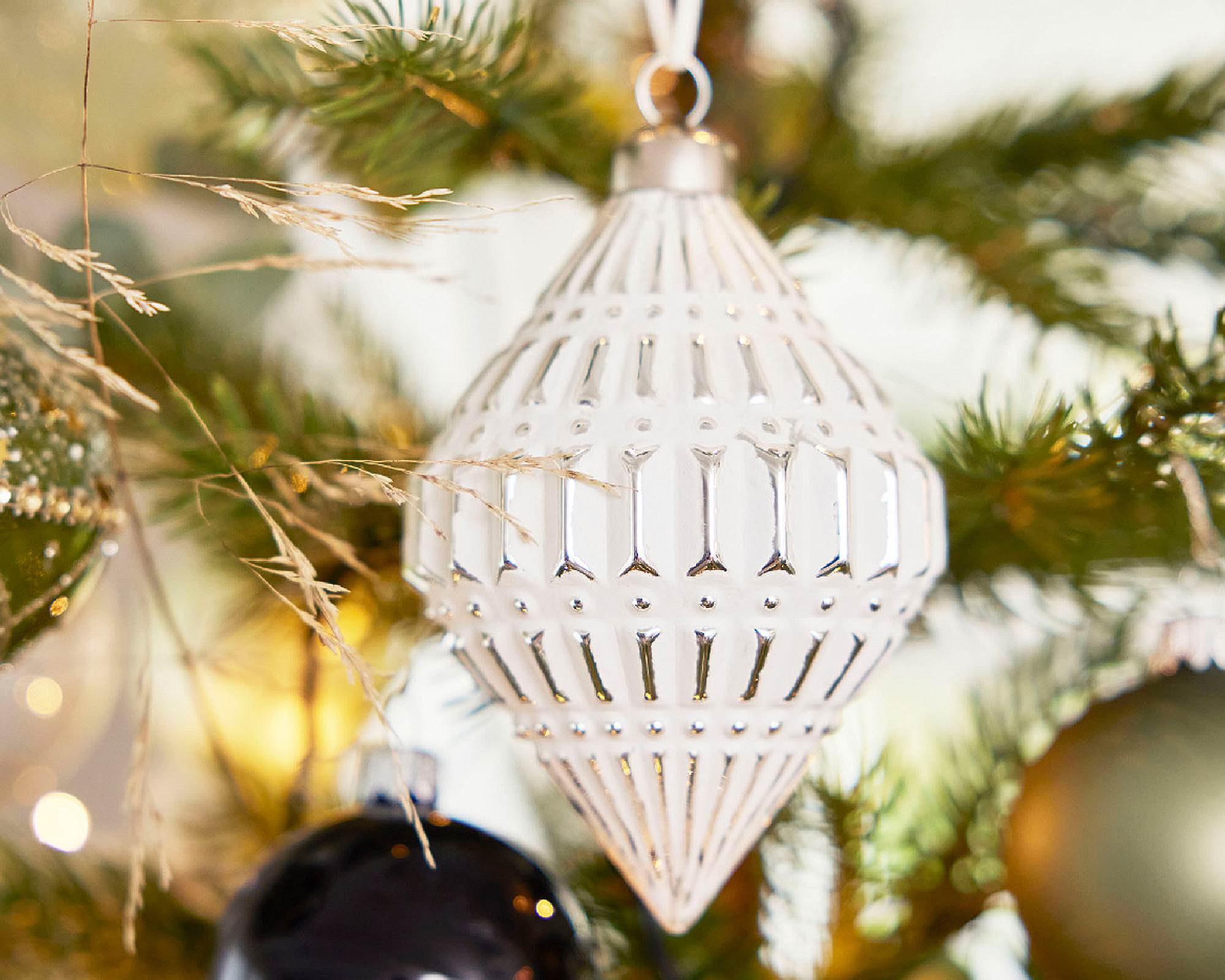 Box 2 Rombo Antico Ornamento Bianco Invernale Bianco Menta Verde Rosmarino D7,8cm in Vetro - immagine 3