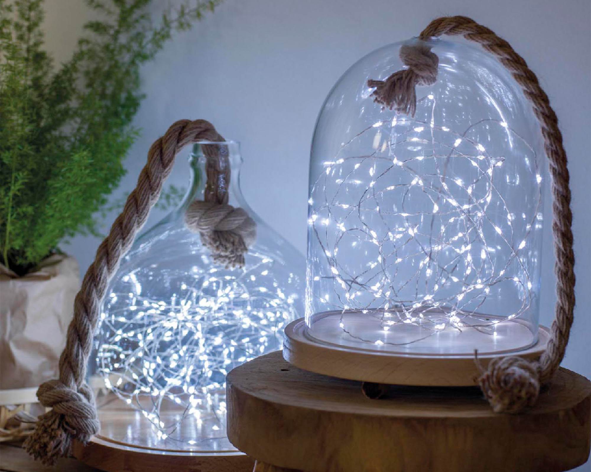 Catena Micro Luci Led Fisse per Interno Argento e Bianco 95cm in Pvc - immagine 3