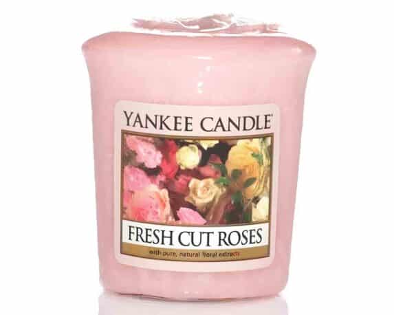 Candela Votiva Fresh Cut Roses – Yankee Candle