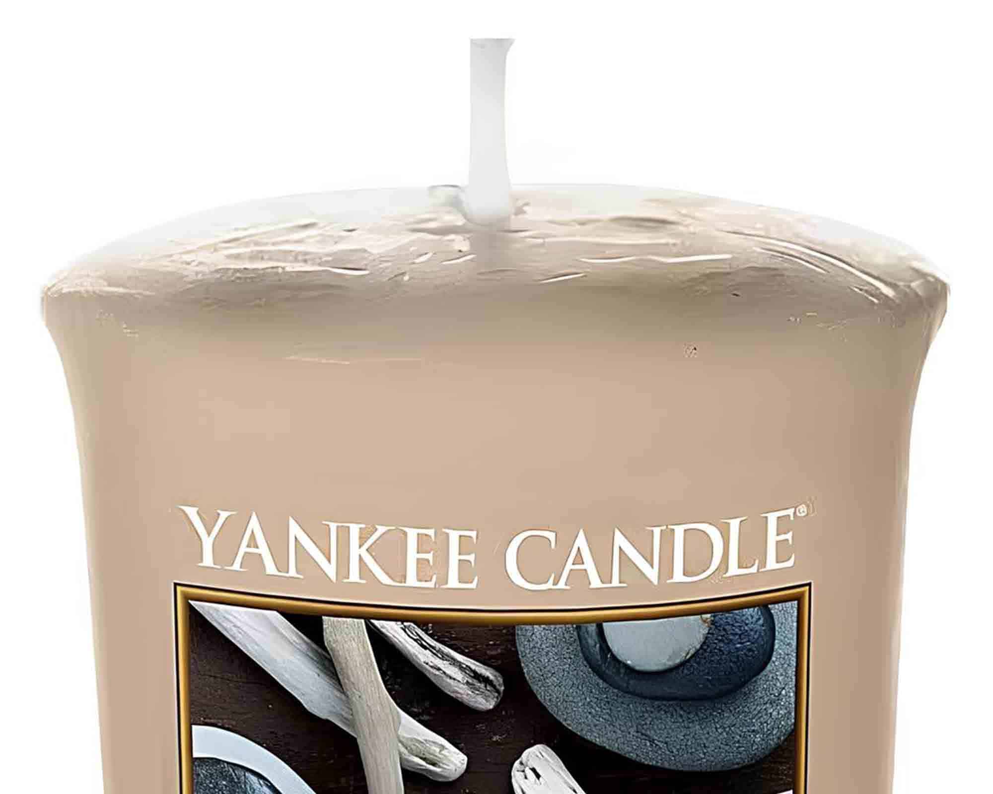 Candela Votiva Seaside Woods - Yankee Candle - immagine 2