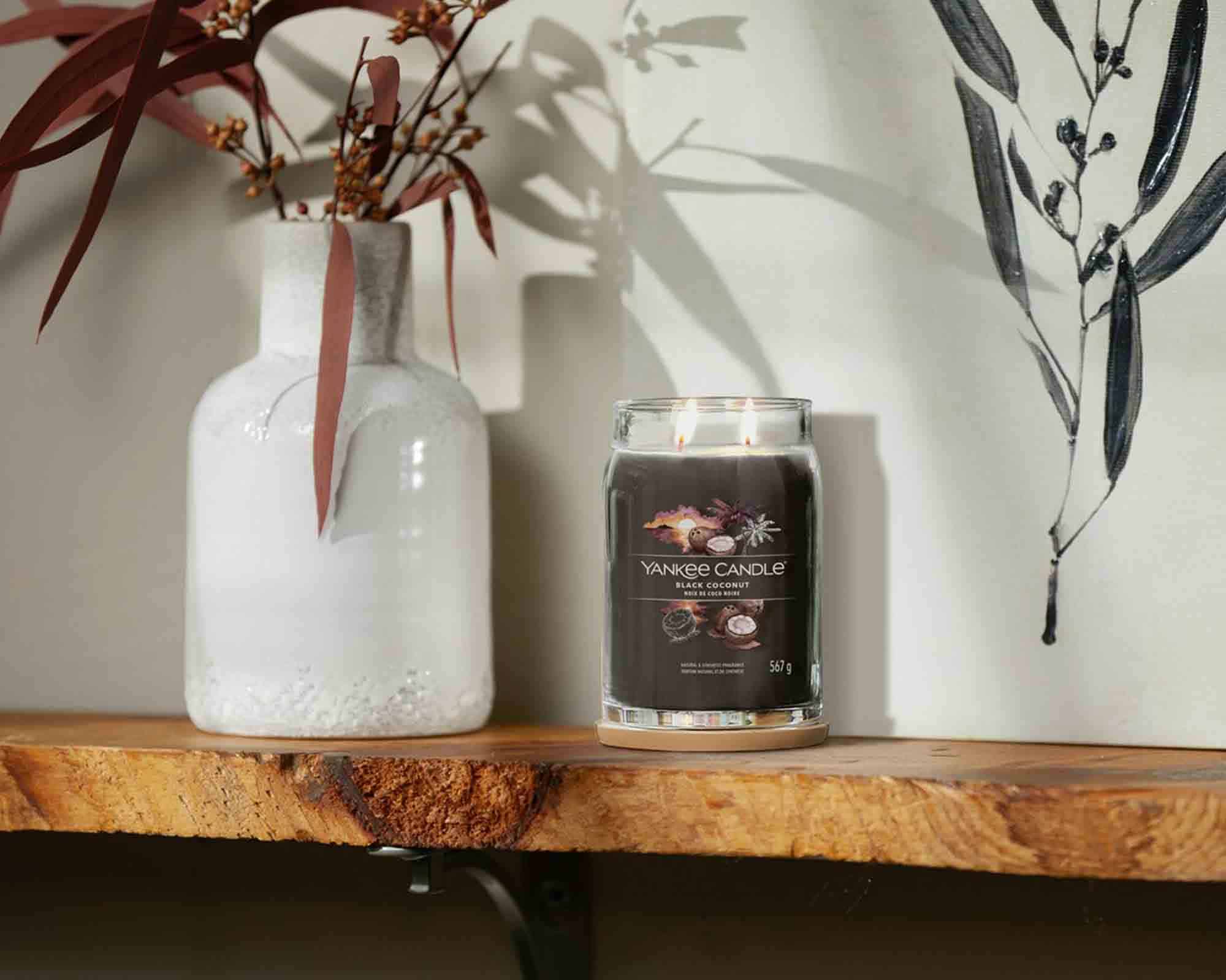 Candela Giara Grande Classic Black Coconut - Yankee Candle - immagine 3