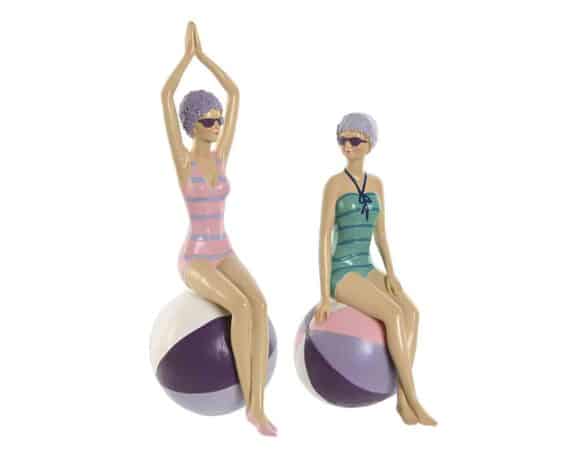 Decorazione Figura di Donna con la Palla 12,5x9x26,5cm in Resina – Item