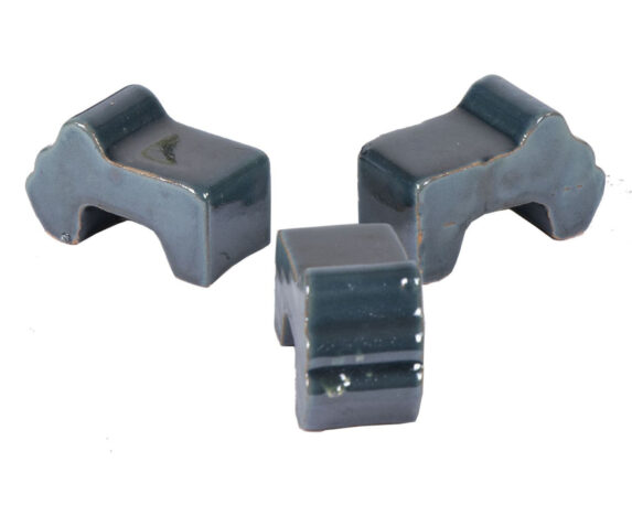 Set 3 Pz Piedini per Cachepot Celadon 5,5x3cm in Ceramica – Mega Collections