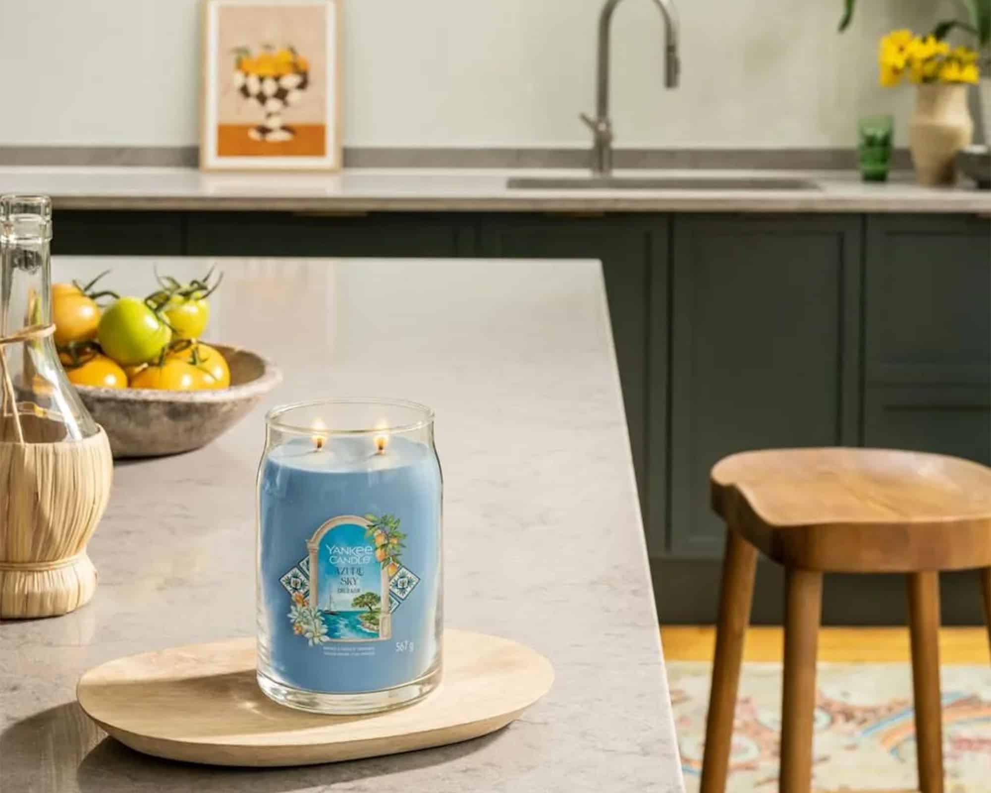 Candela Giara Grande Signature Azure Sky - Yankee Candle - immagine 5