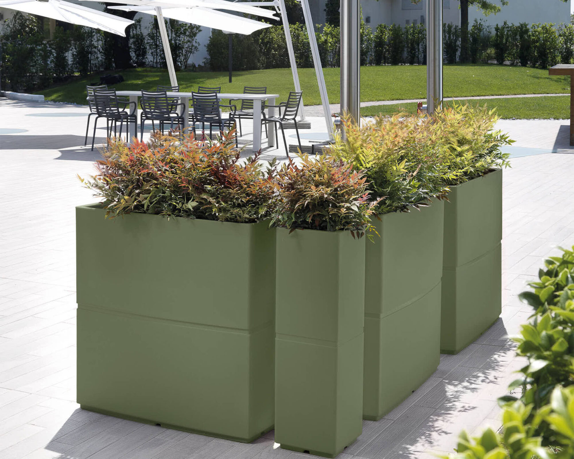 Fioriera Alta Patio Bianco 80cm in Plastica Riciclata - Veca - immagine 3