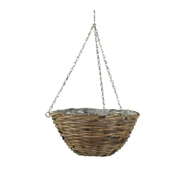 Catena in metallo e fodera impermeabile incluse! Scopri la fioriera pensile Cubu D35 in rattan naturale di Floral Garden sul nostro e-commerce.