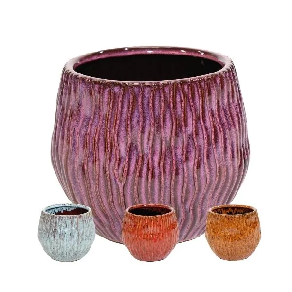 Vaso Cachepot Ide Wave Egg in ceramica smaltata. Su Floral Garden: esclusivo design a uovo con coste ondulate senza foro, in 4 colori e 3 misure!